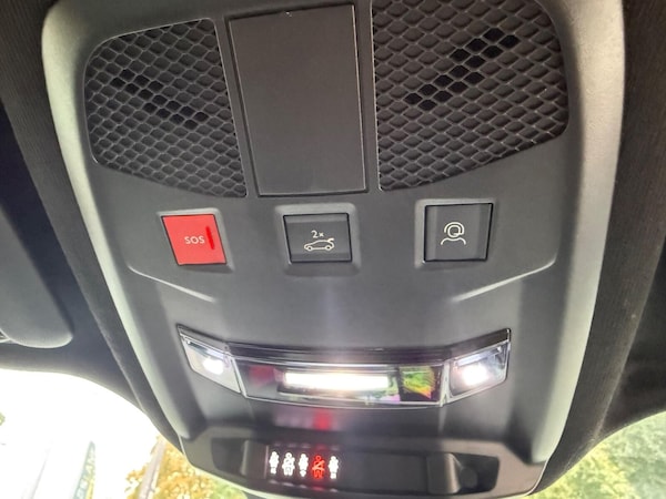 Used Abarth 600e 2025 for sale - 76196110: Photo 25