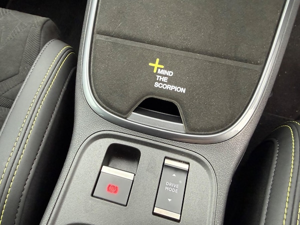 Used Abarth 600e 2025 for sale - 76196110: Photo 36