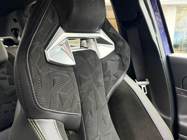 Used Abarth 600e 2025 for sale - 76196110: Photo 39