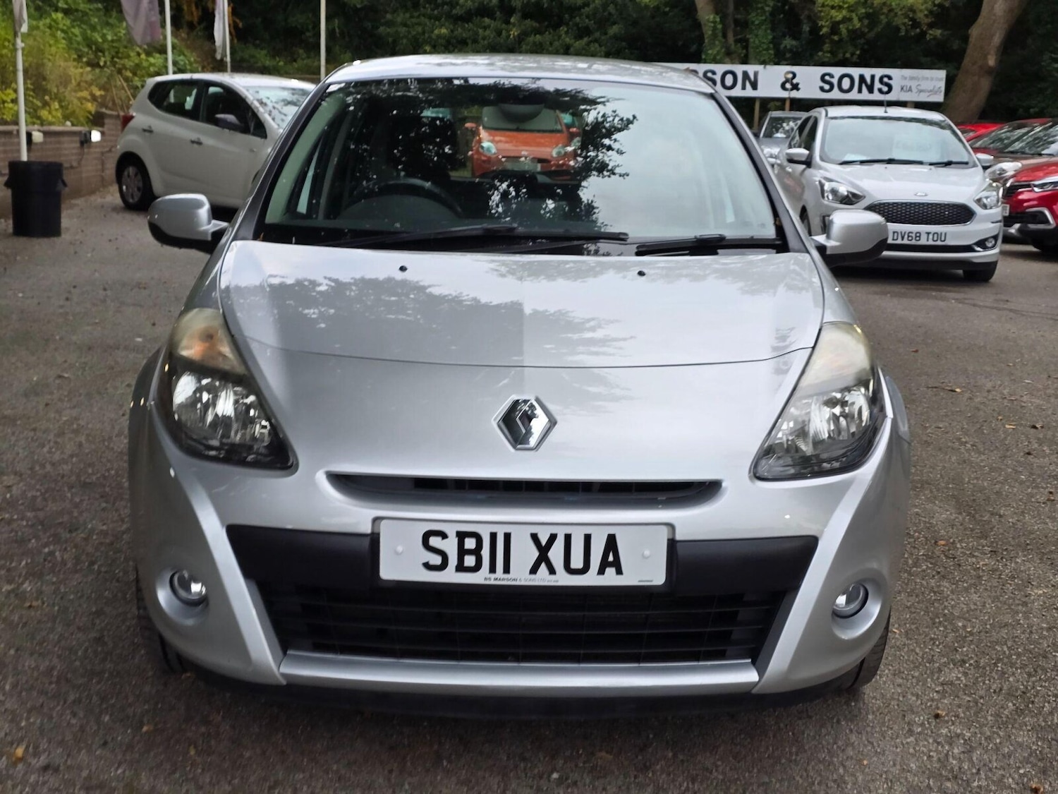 Used Renault Clio 2011 for sale - 75894713: Photo 2
