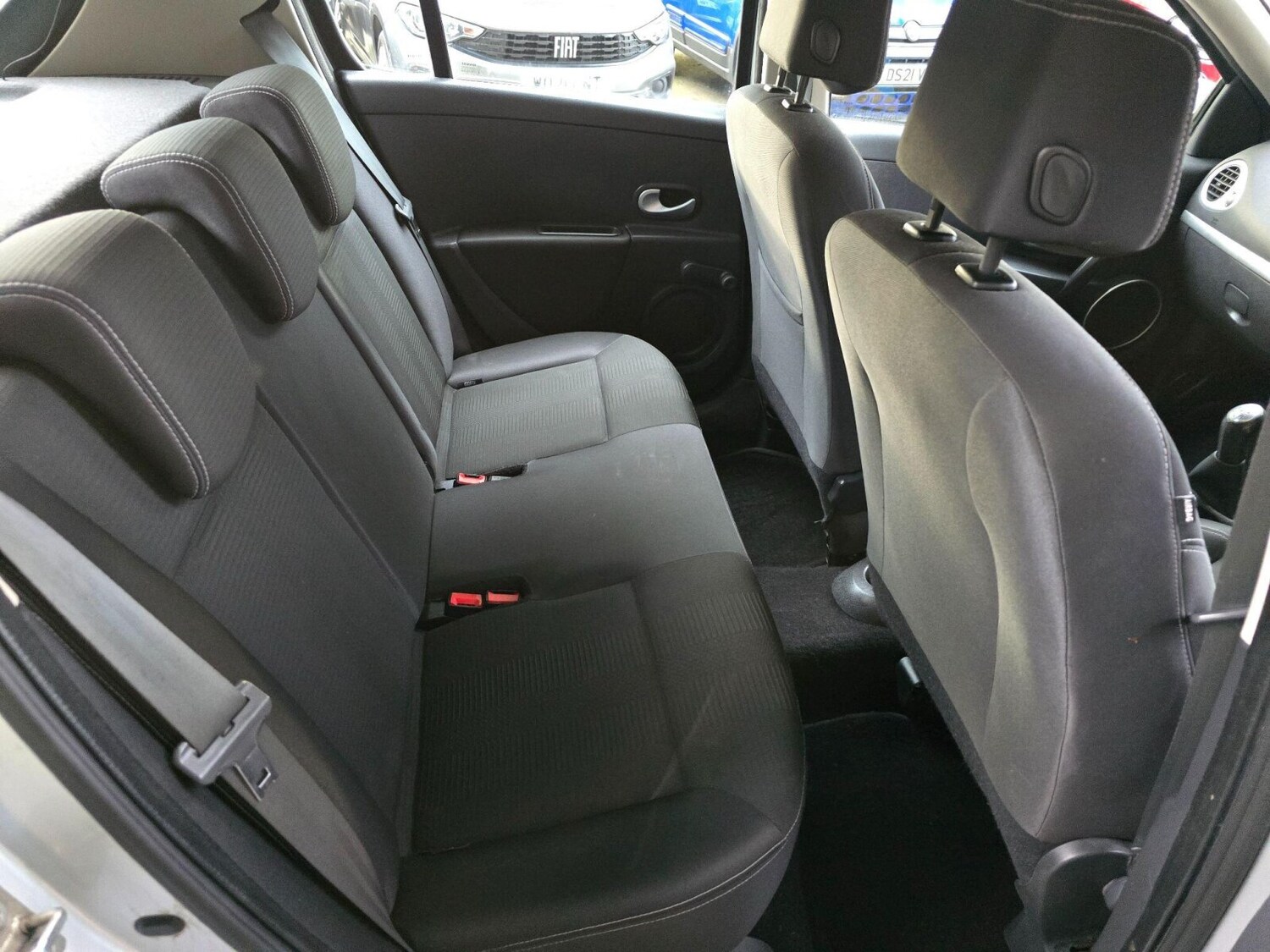 Used Renault Clio 2011 for sale - 75894713: Photo 26