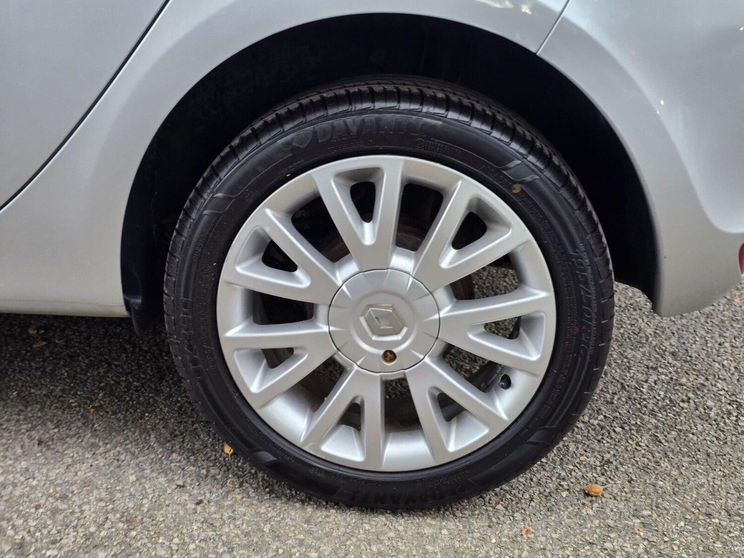 Used Renault Clio 2011 for sale - 75894713: Photo 36