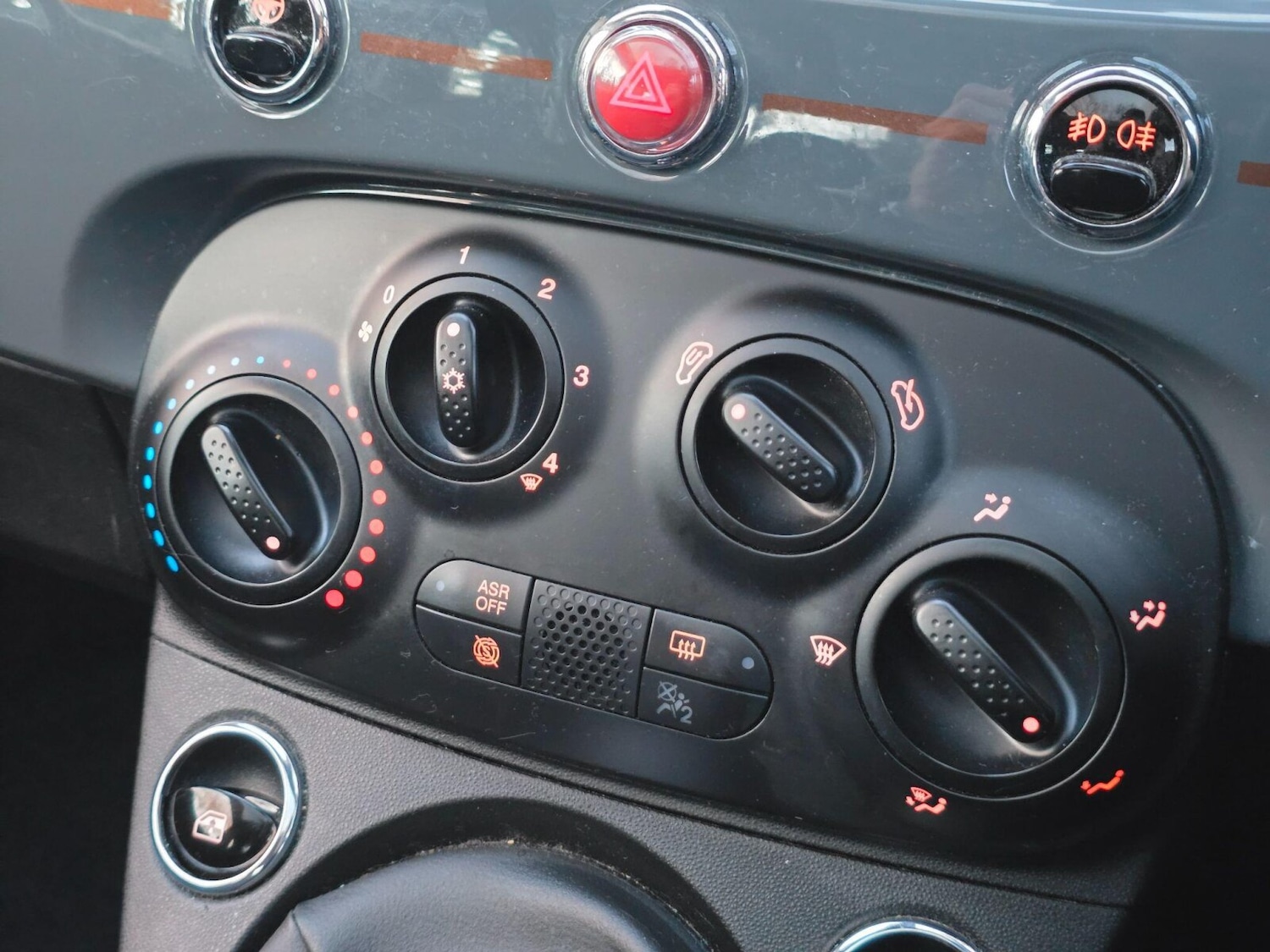 Used Fiat 500 2018 for sale - 77449749: Photo 30