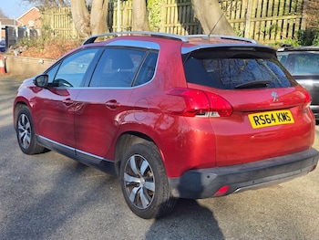 Used Peugeot 2008 2015 for sale - 77581381: Photo