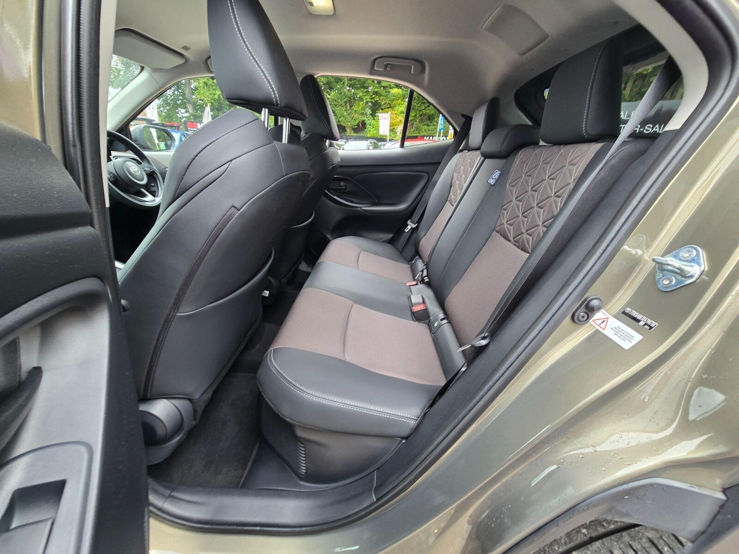 Used Toyota Yaris Cross 2024 for sale - 76130492: Photo 22