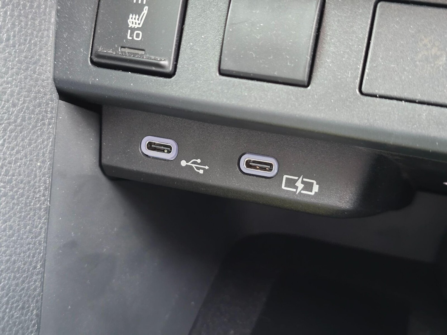 Used Toyota Yaris Cross 2024 for sale - 76130492: Photo 32