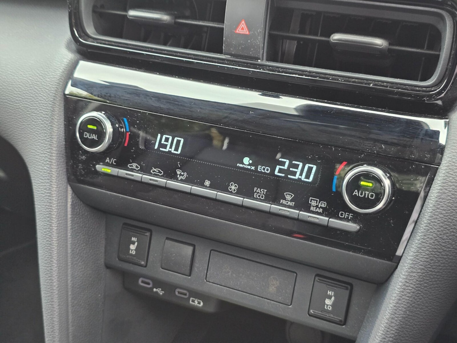 Used Toyota Yaris Cross 2024 for sale - 76130492: Photo 34