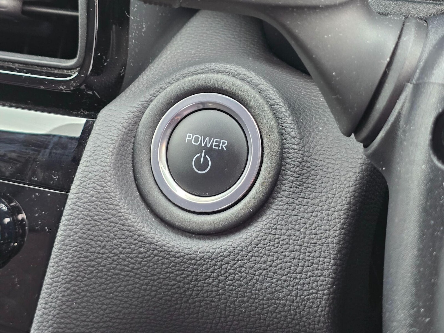 Used Toyota Yaris Cross 2024 for sale - 76130492: Photo 36