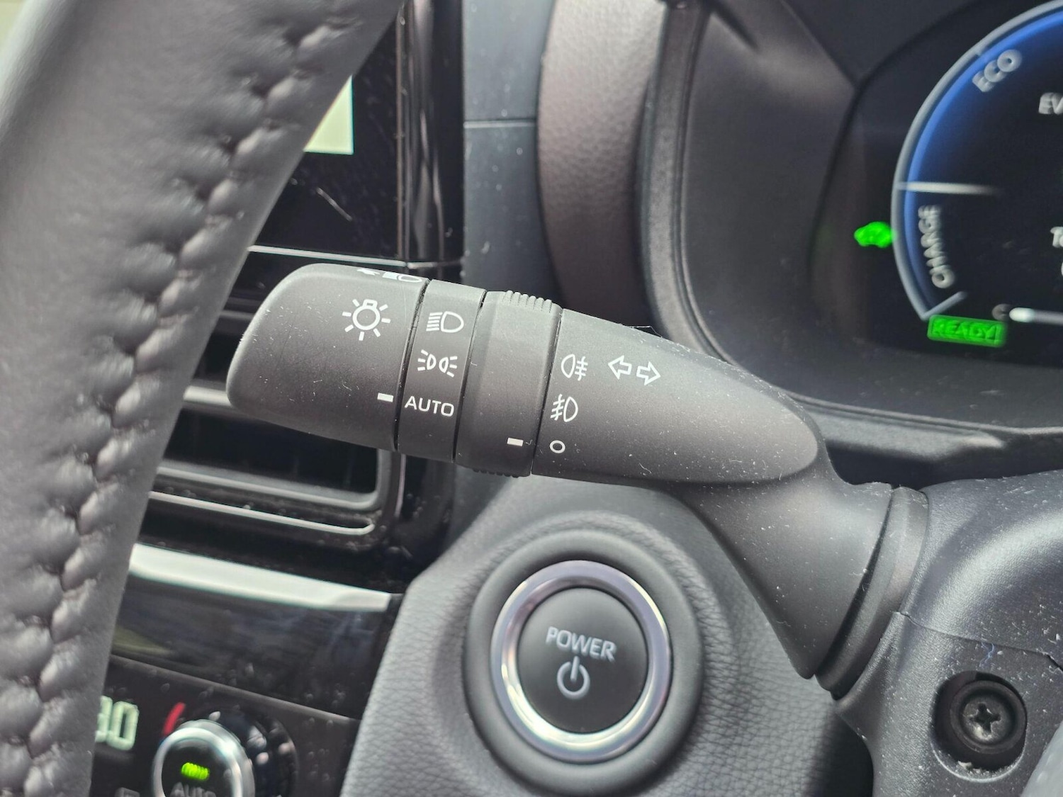 Used Toyota Yaris Cross 2024 for sale - 76130492: Photo 37