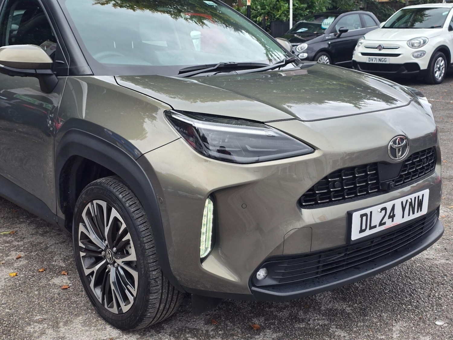 Used Toyota Yaris Cross 2024 for sale - 76130492: Photo 4