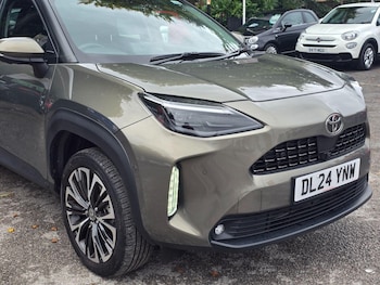 Used Toyota Yaris Cross 2024 for sale - 76130492: Photo 4