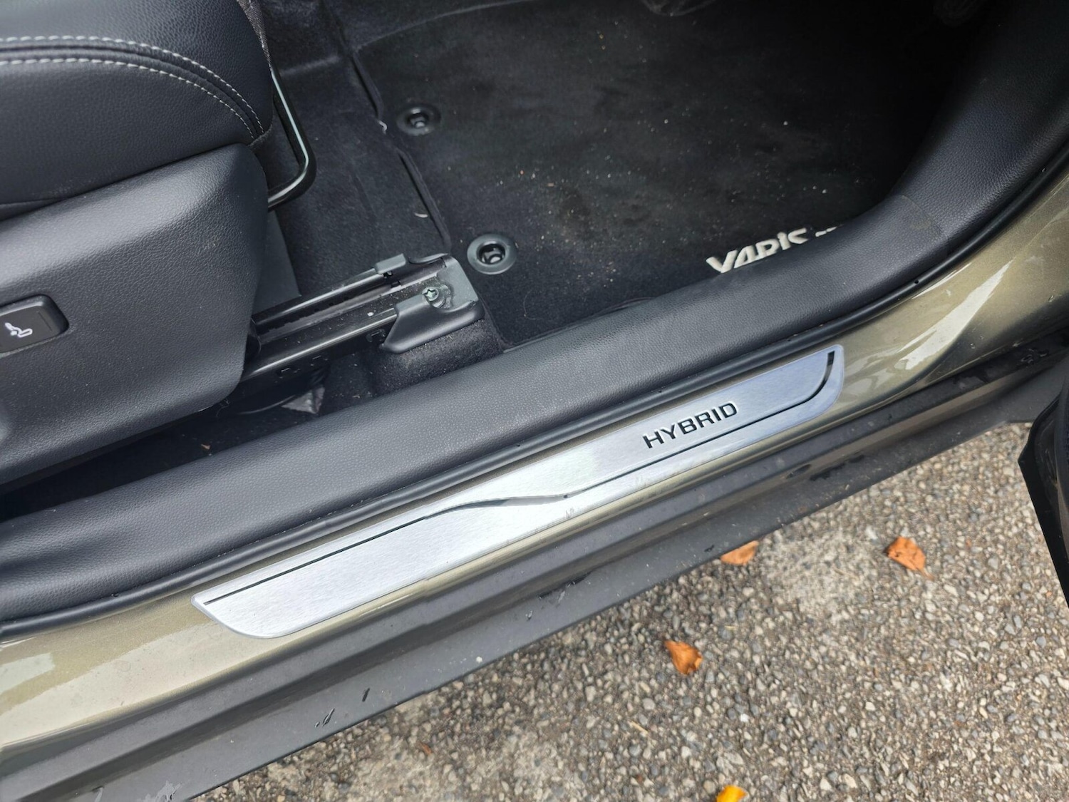 Used Toyota Yaris Cross 2024 for sale - 76130492: Photo 64