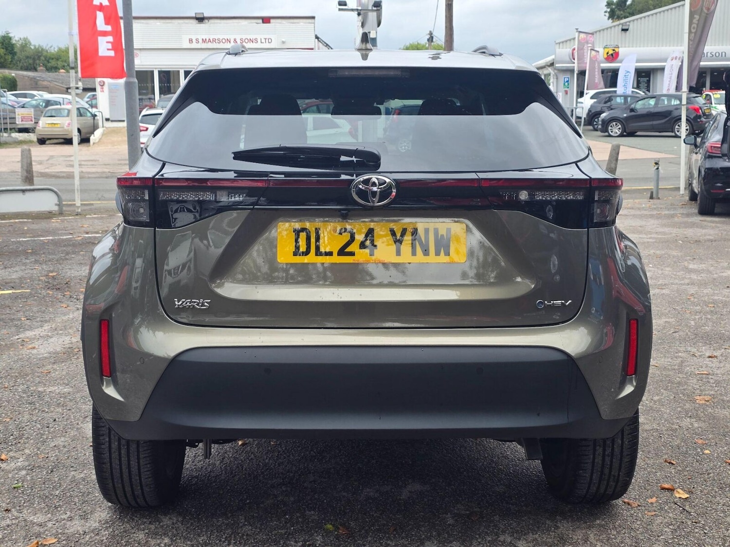 Used Toyota Yaris Cross 2024 for sale - 76130492: Photo 8