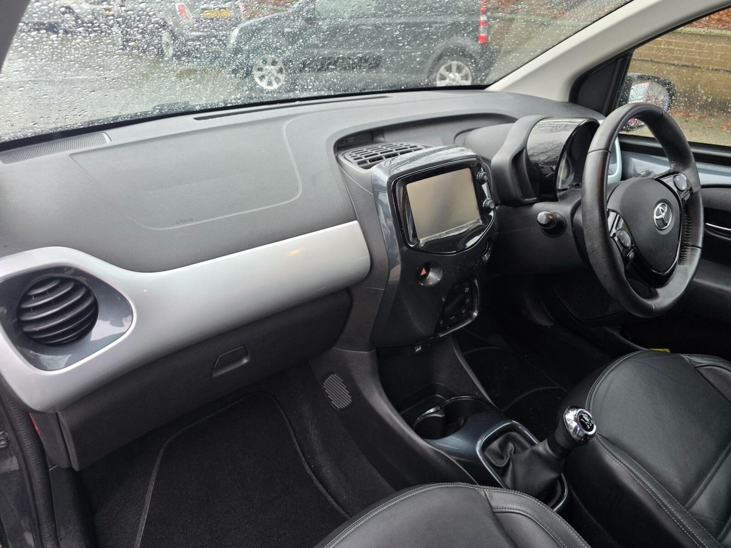 Used Toyota AYGO 2016 for sale - 77285671: Photo 10