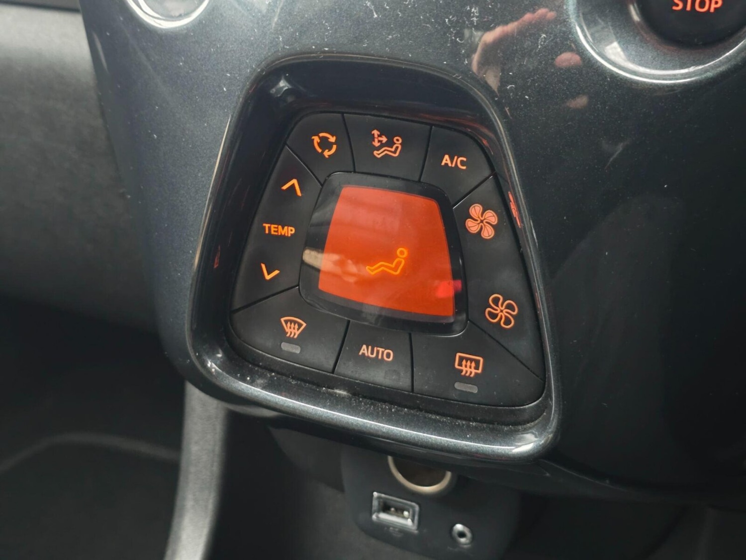 Used Toyota AYGO 2016 for sale - 77285671: Photo 47