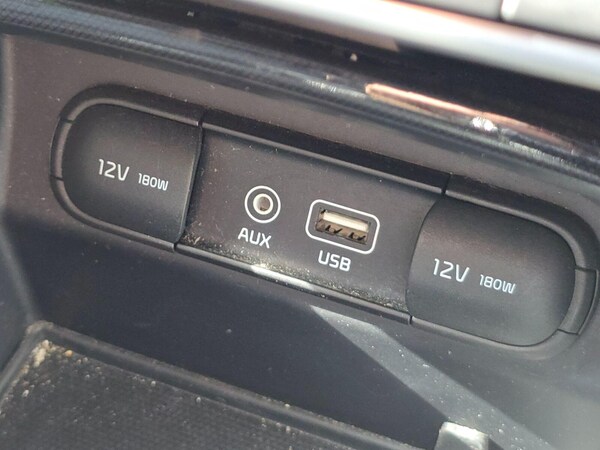 Used Kia Sorento 2015 for sale - 75391891: Photo 48