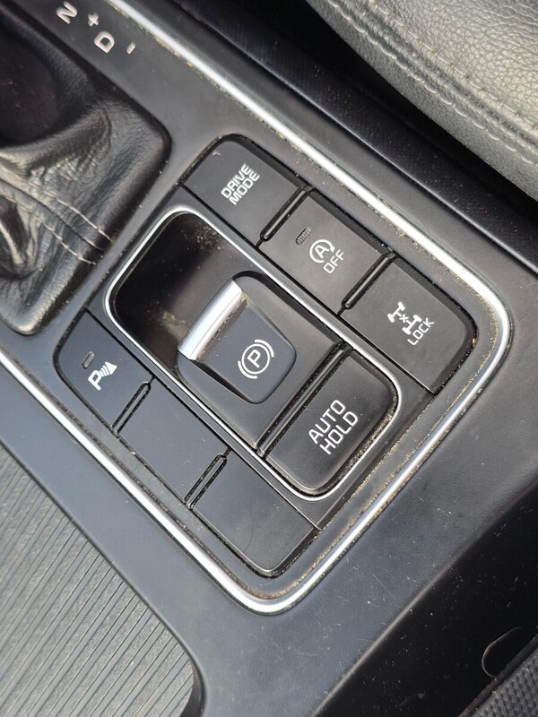 Used Kia Sorento 2015 for sale - 75391891: Photo 51