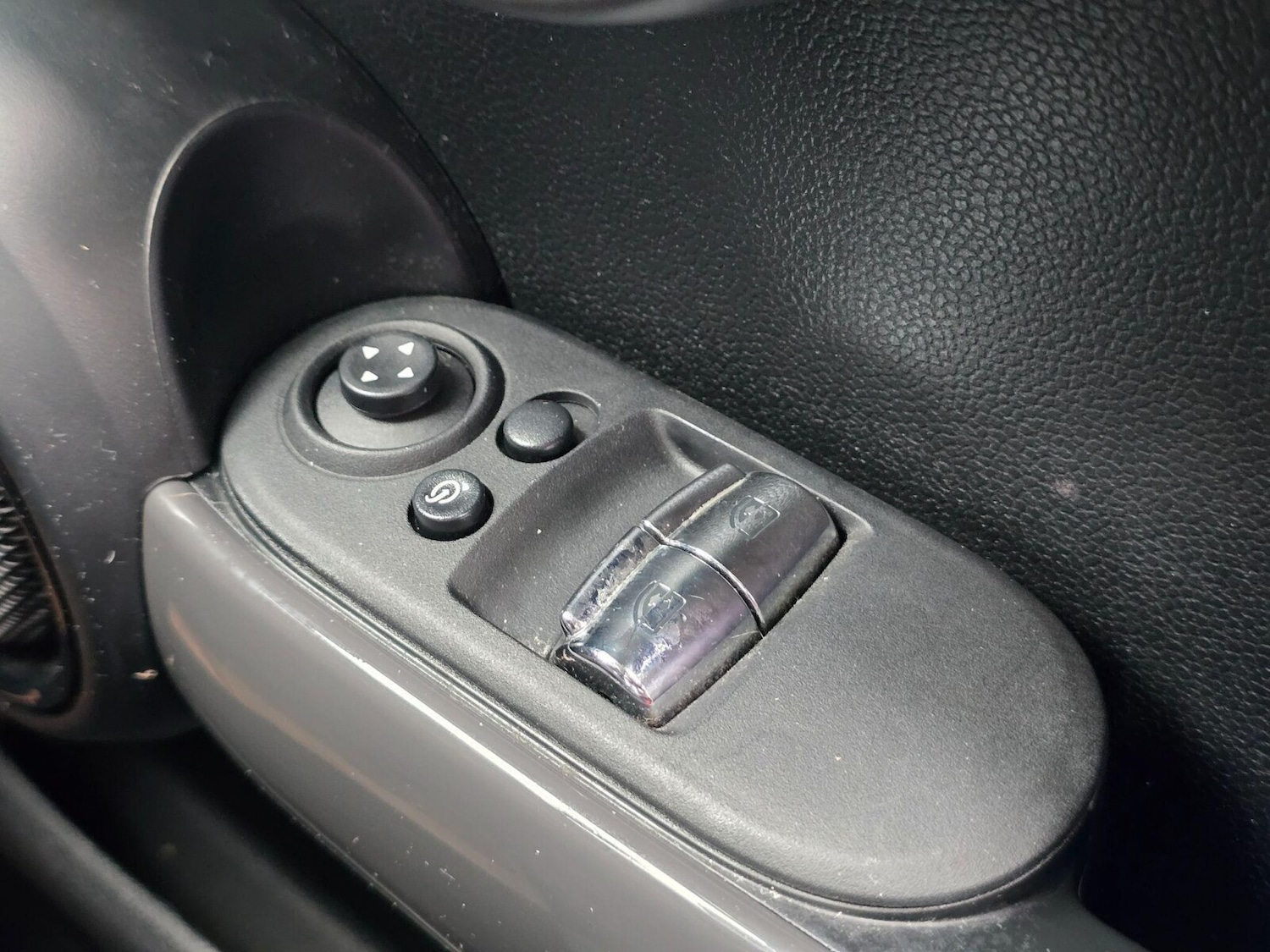 Used MINI Hatch 2018 for sale - 78133640: Photo 29