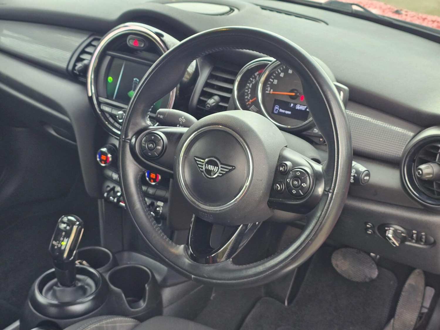 Used MINI Hatch 2018 for sale - 78133640: Photo 38