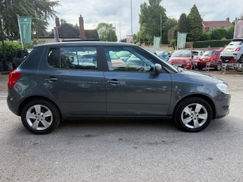 Used Skoda Fabia 2014 for sale - 79297189: Photo