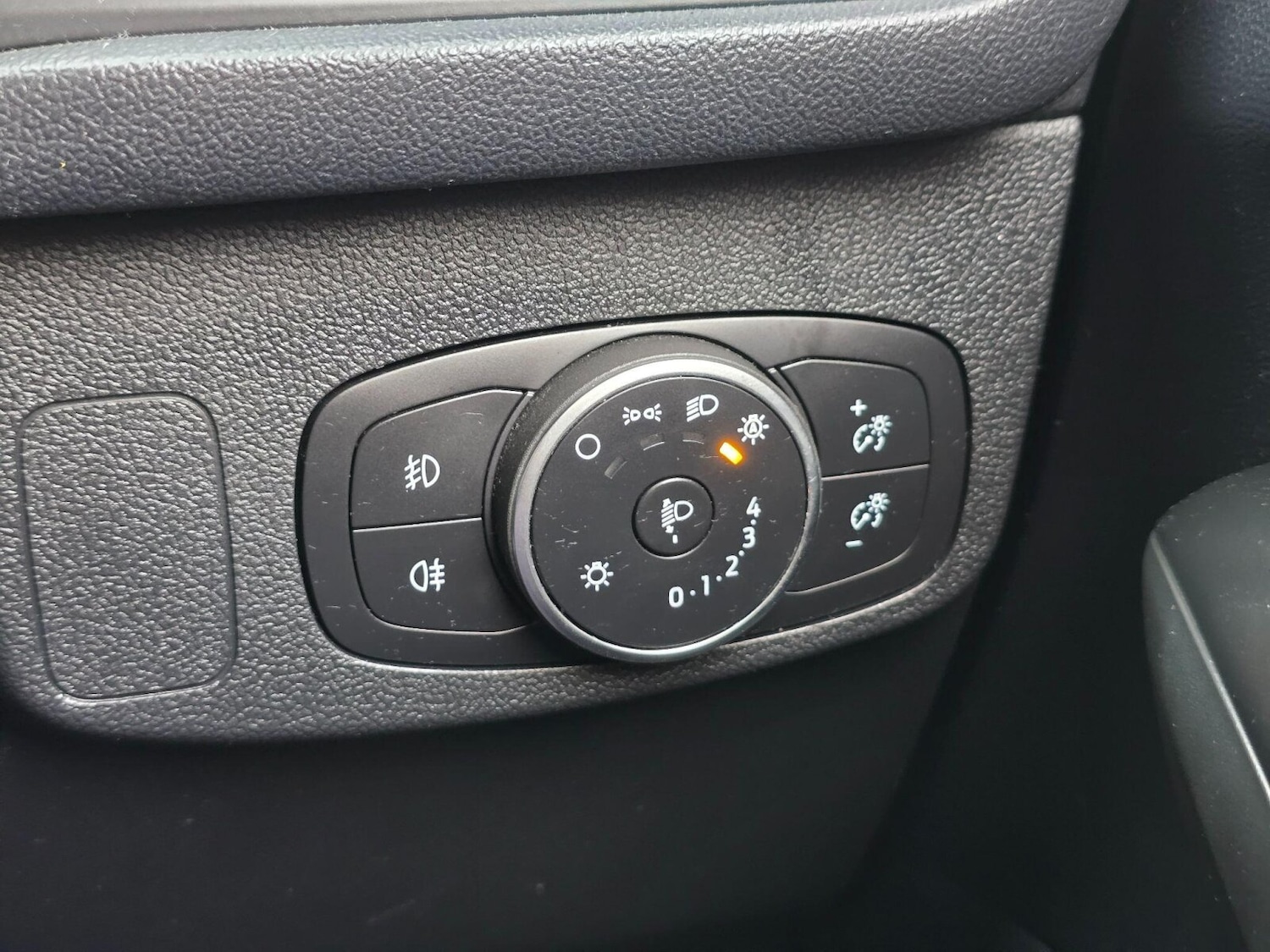 Used Ford Focus 2020 for sale - 77560620: Photo 27