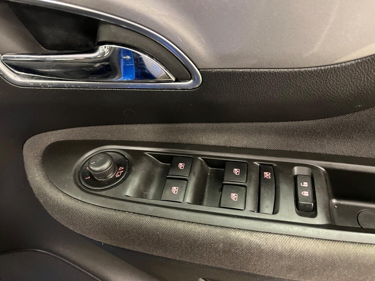 Used Vauxhall Mokka 2015 for sale - 77565446: Photo 11