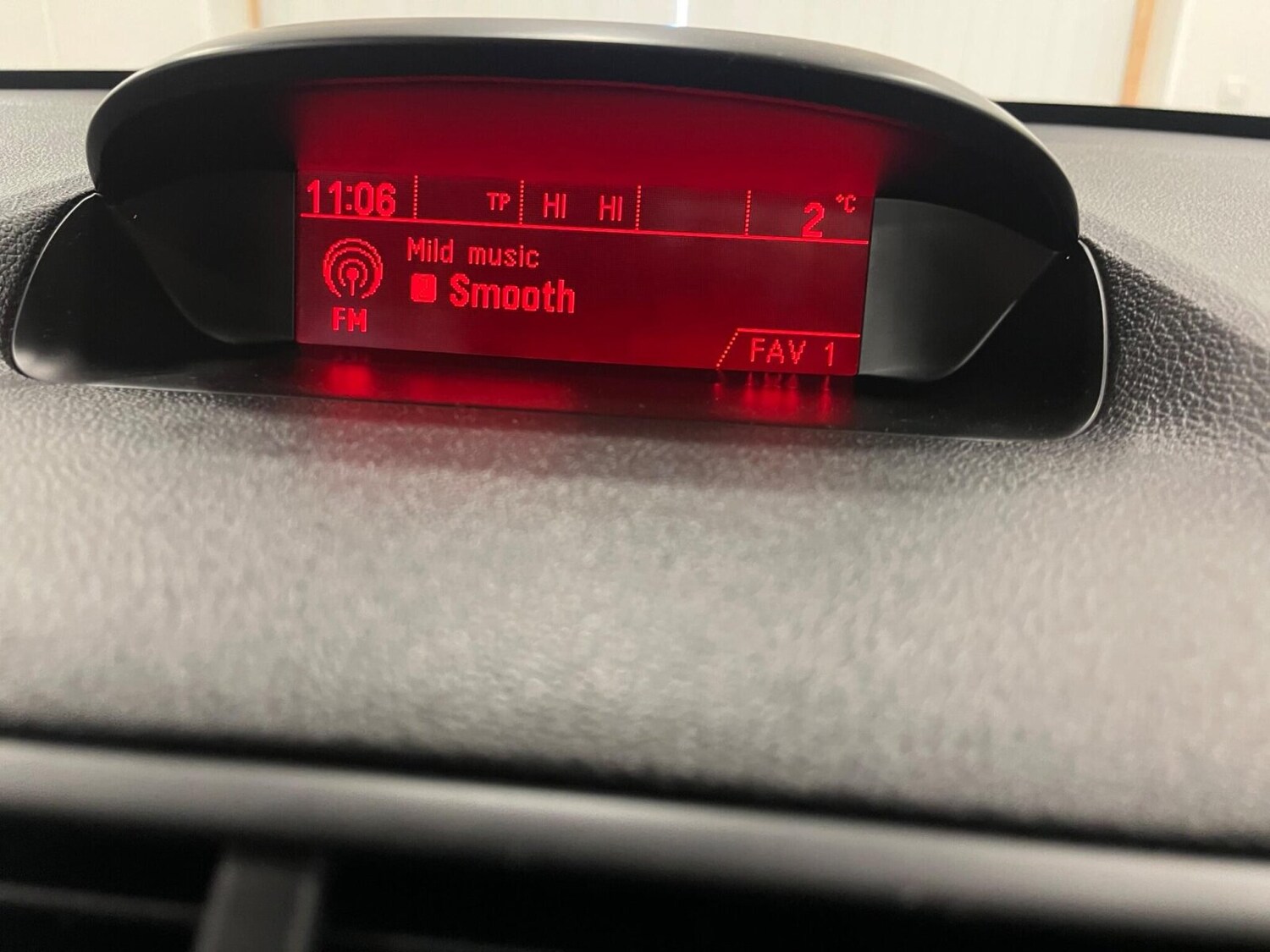 Used Vauxhall Mokka 2015 for sale - 77565446: Photo 13