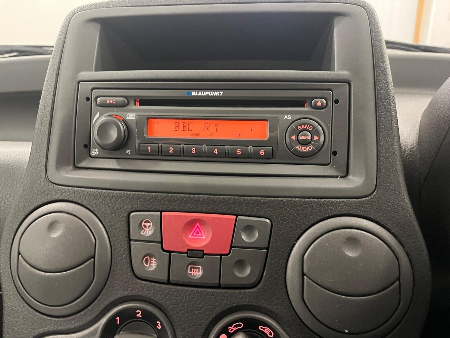 Used Fiat Panda 2011 for sale - 76415305: Photo 12