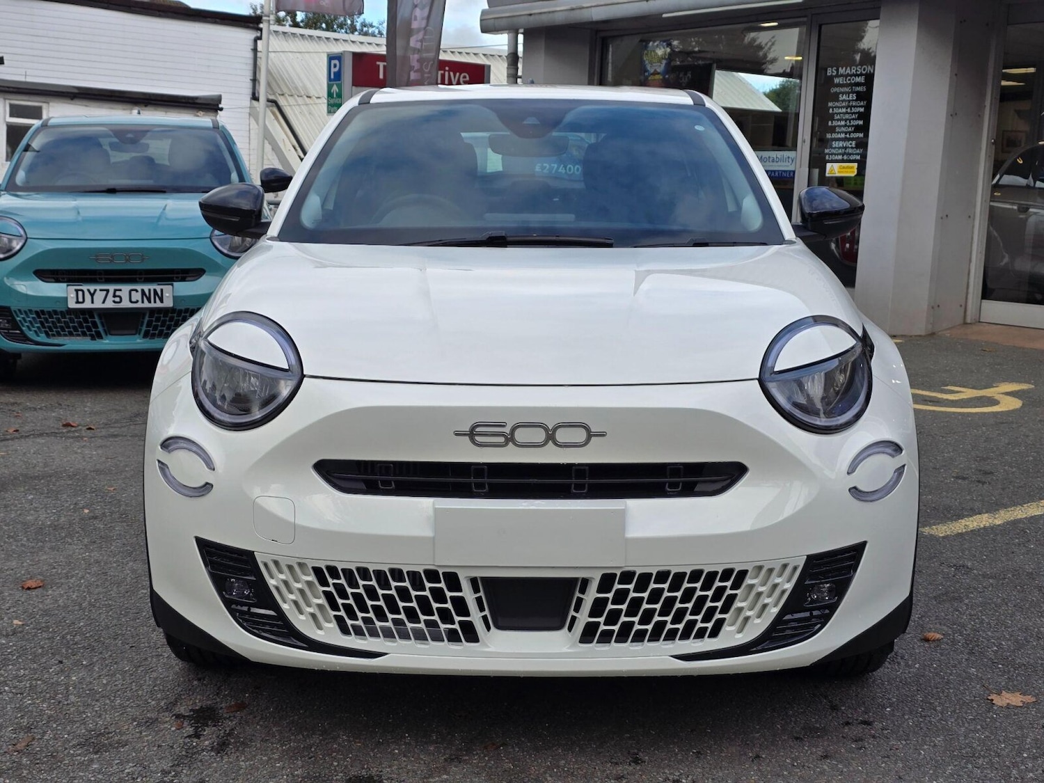 Used Fiat 600 2025 for sale - 76966536: Photo 2