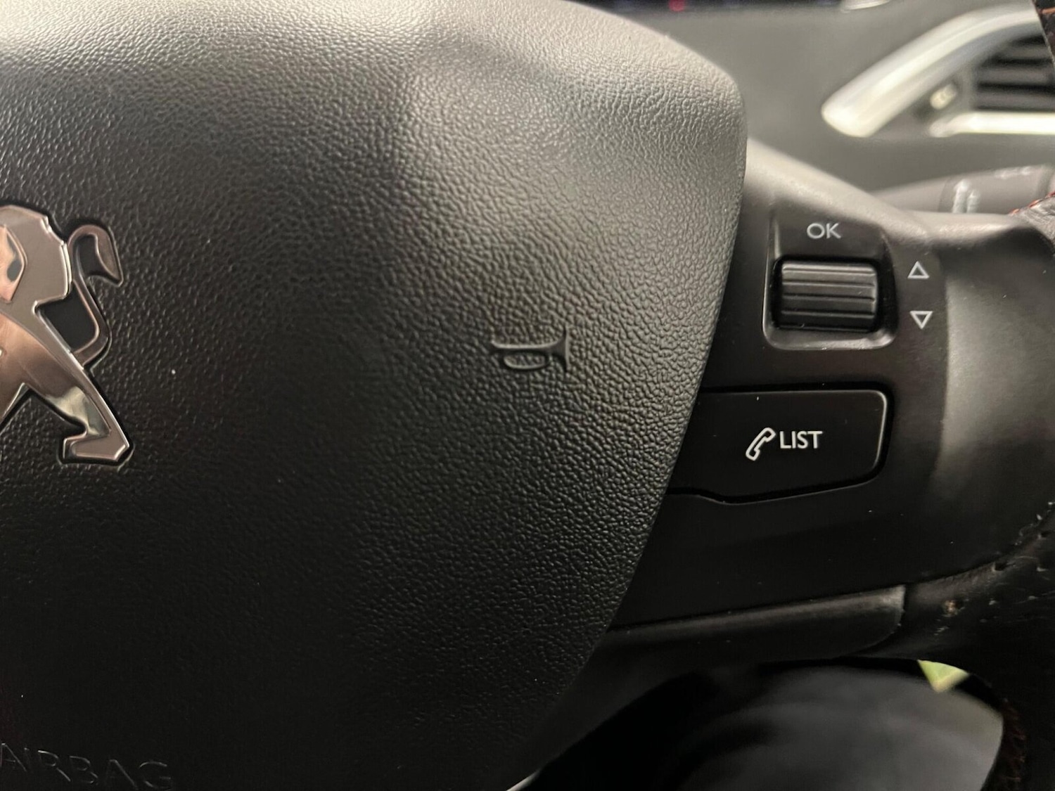 Used Peugeot 2008 2015 for sale - 77239539: Photo 14