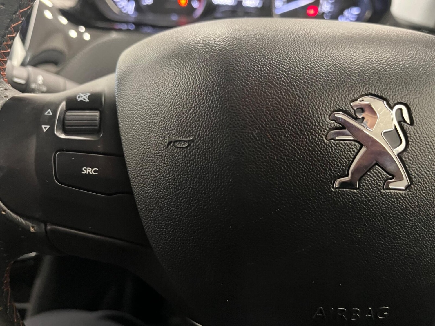 Used Peugeot 2008 2015 for sale - 77239539: Photo 15