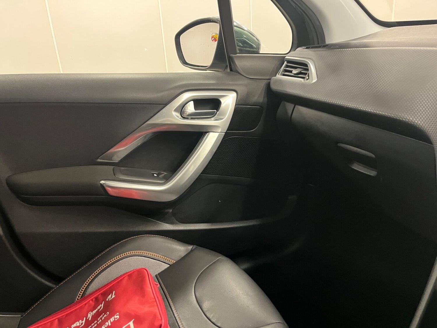 Used Peugeot 2008 2015 for sale - 77239539: Photo 17