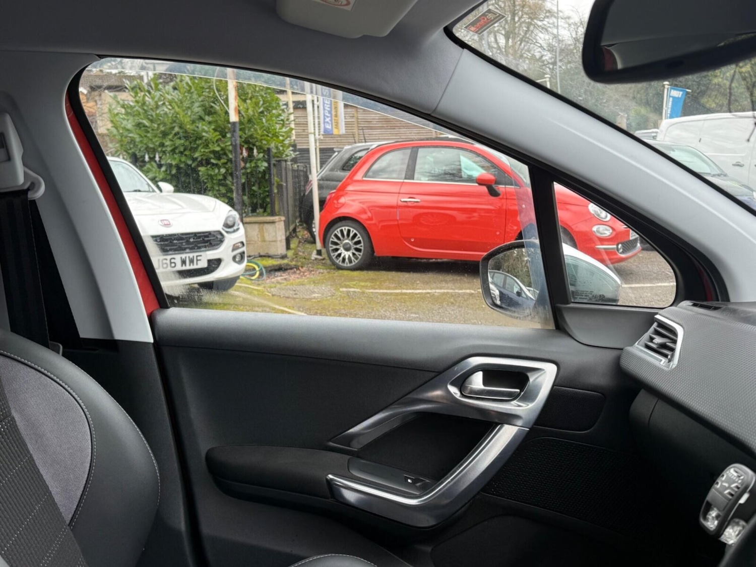 Used Peugeot 2008 2016 for sale - 77636230: Photo 19