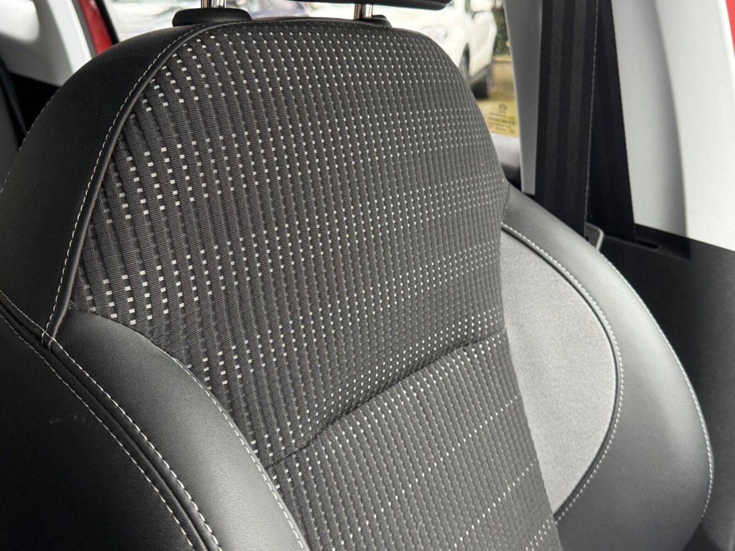 Used Peugeot 2008 2016 for sale - 77636230: Photo 32