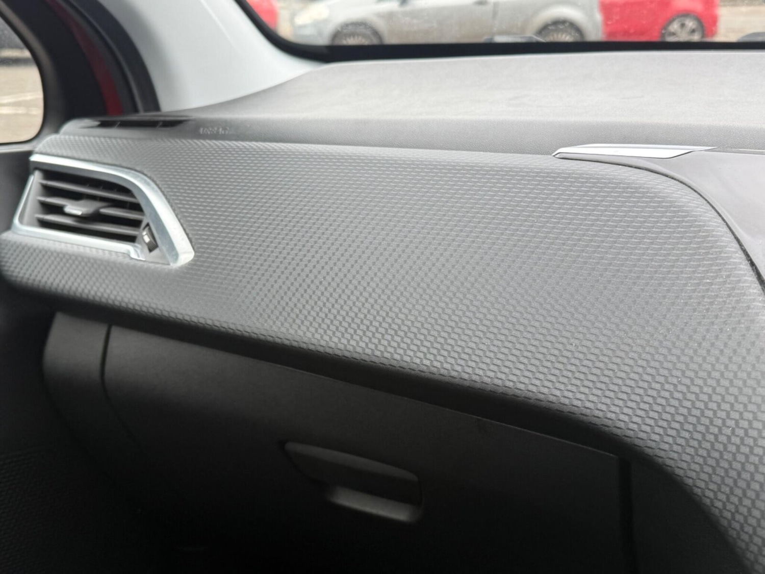 Used Peugeot 2008 2016 for sale - 77636230: Photo 33