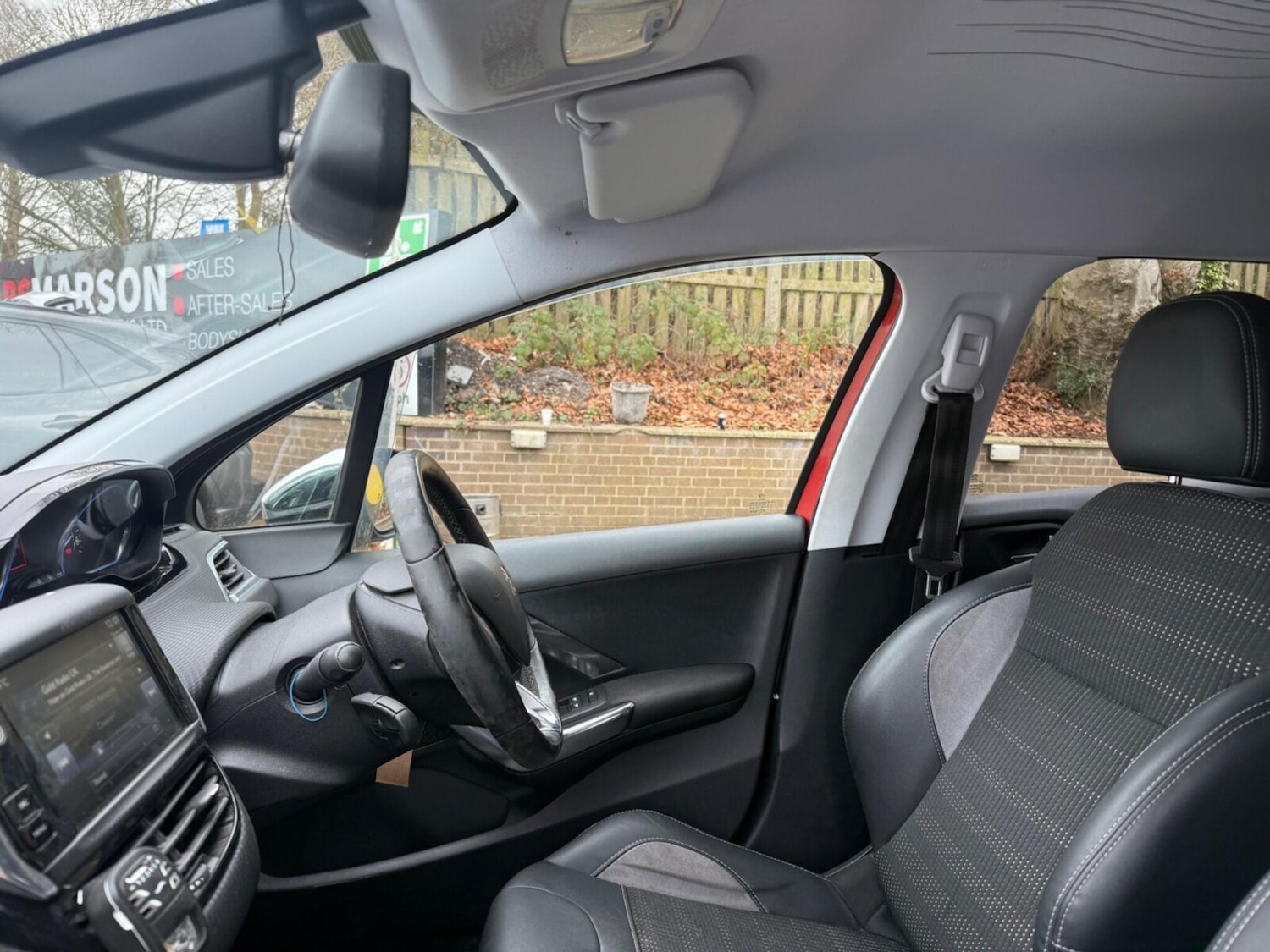 Used Peugeot 2008 2016 for sale - 77636230: Photo 39