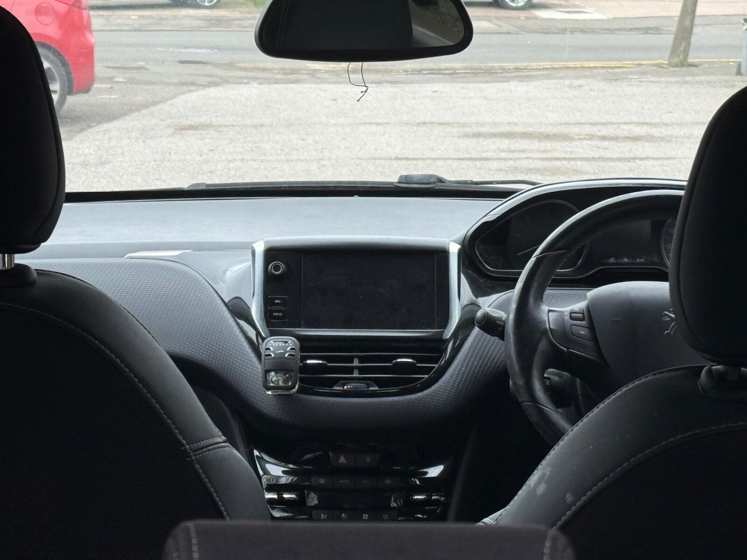 Used Peugeot 2008 2016 for sale - 77636230: Photo 4