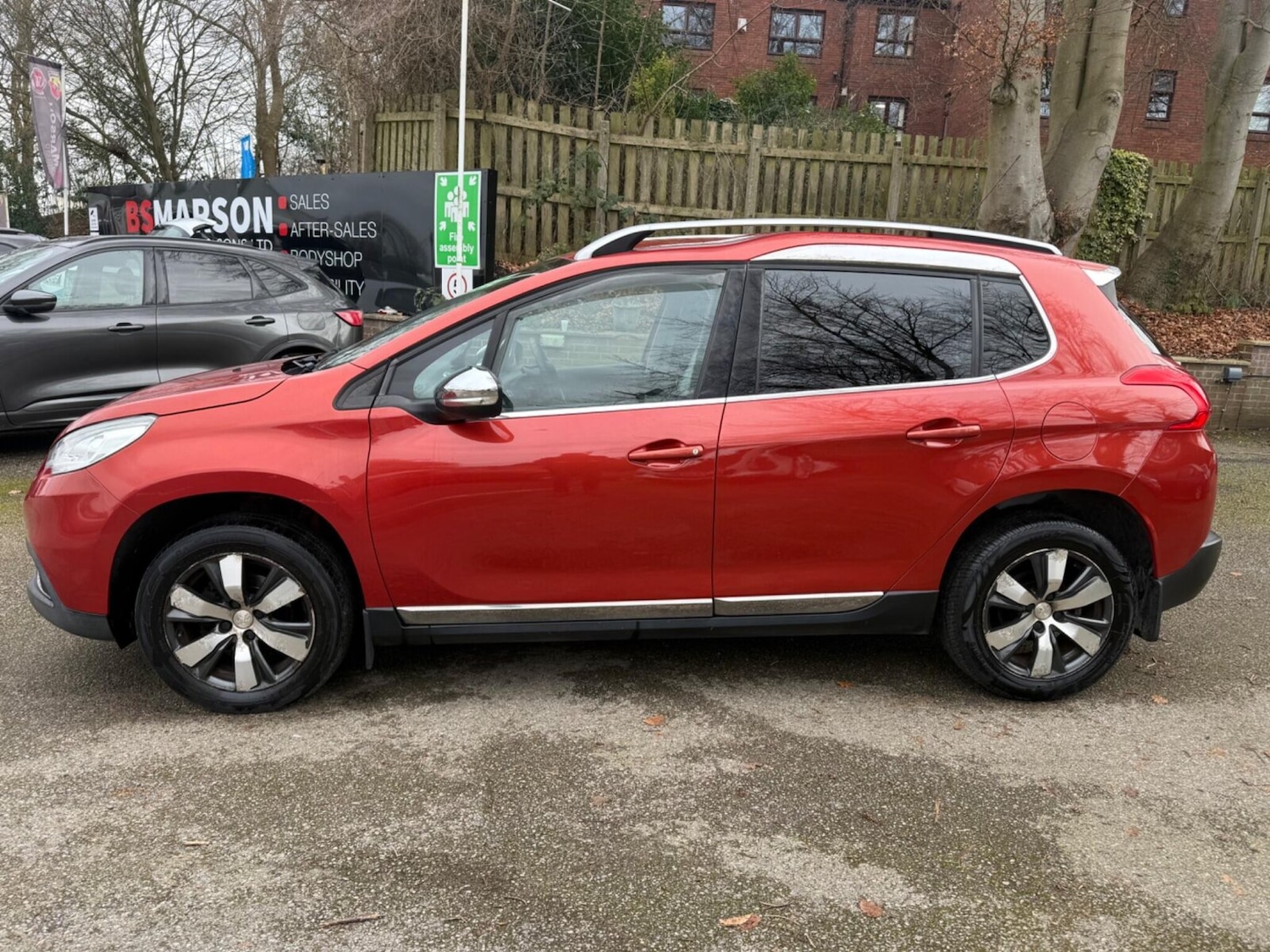 Used Peugeot 2008 2016 for sale - 77636230: Photo 8