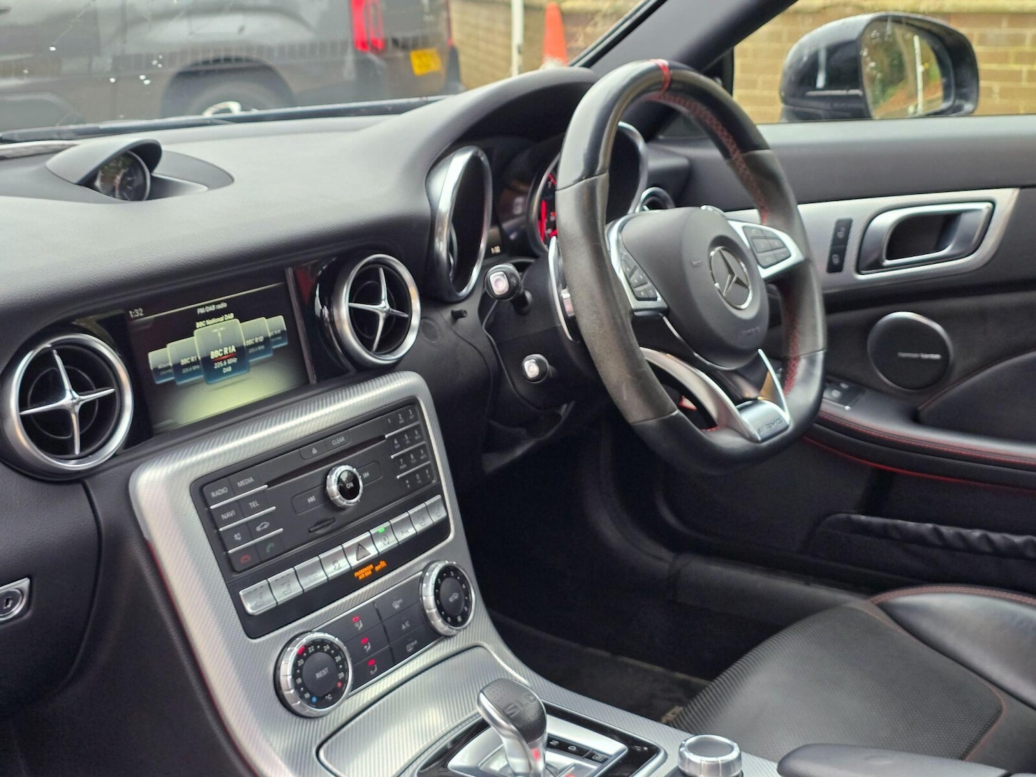 Used Mercedes-Benz SLC 2016 for sale - 77810187: Photo 18