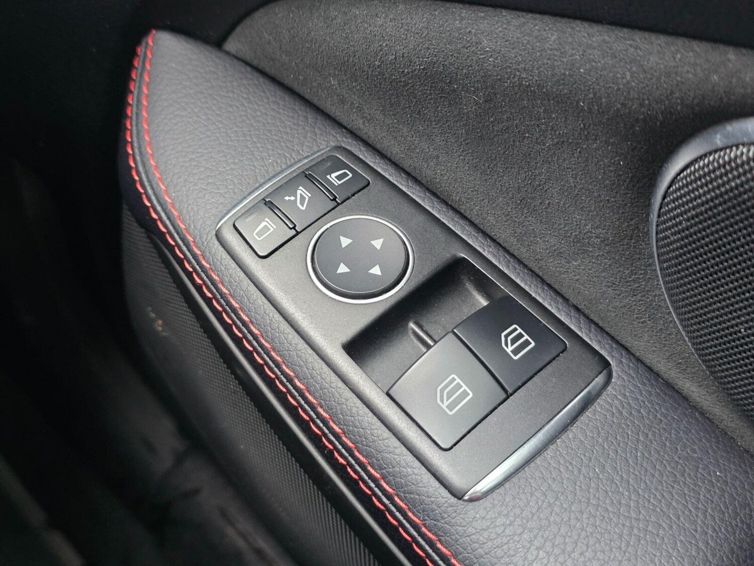 Used Mercedes-Benz SLC 2016 for sale - 77810187: Photo 26