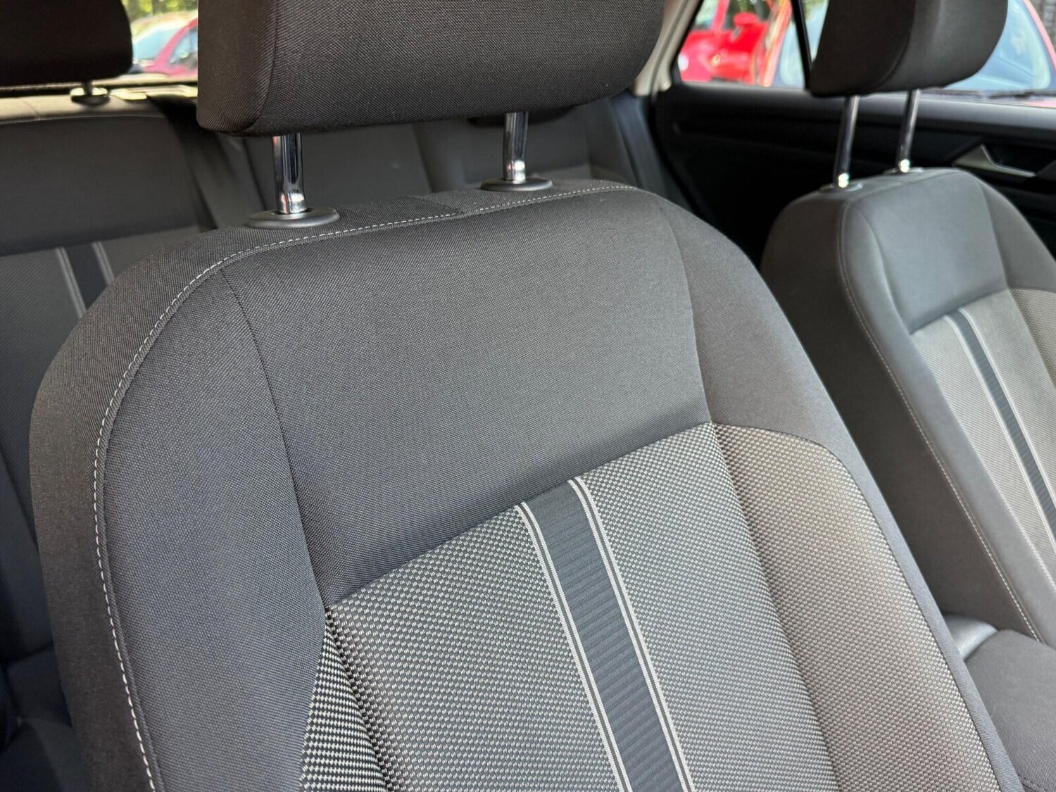 Used Volkswagen T-Roc 2019 for sale - 76003559: Photo 24