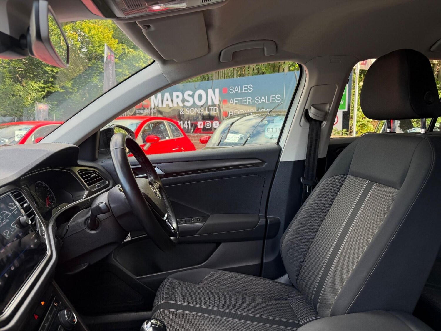 Used Volkswagen T-Roc 2019 for sale - 76003559: Photo 42