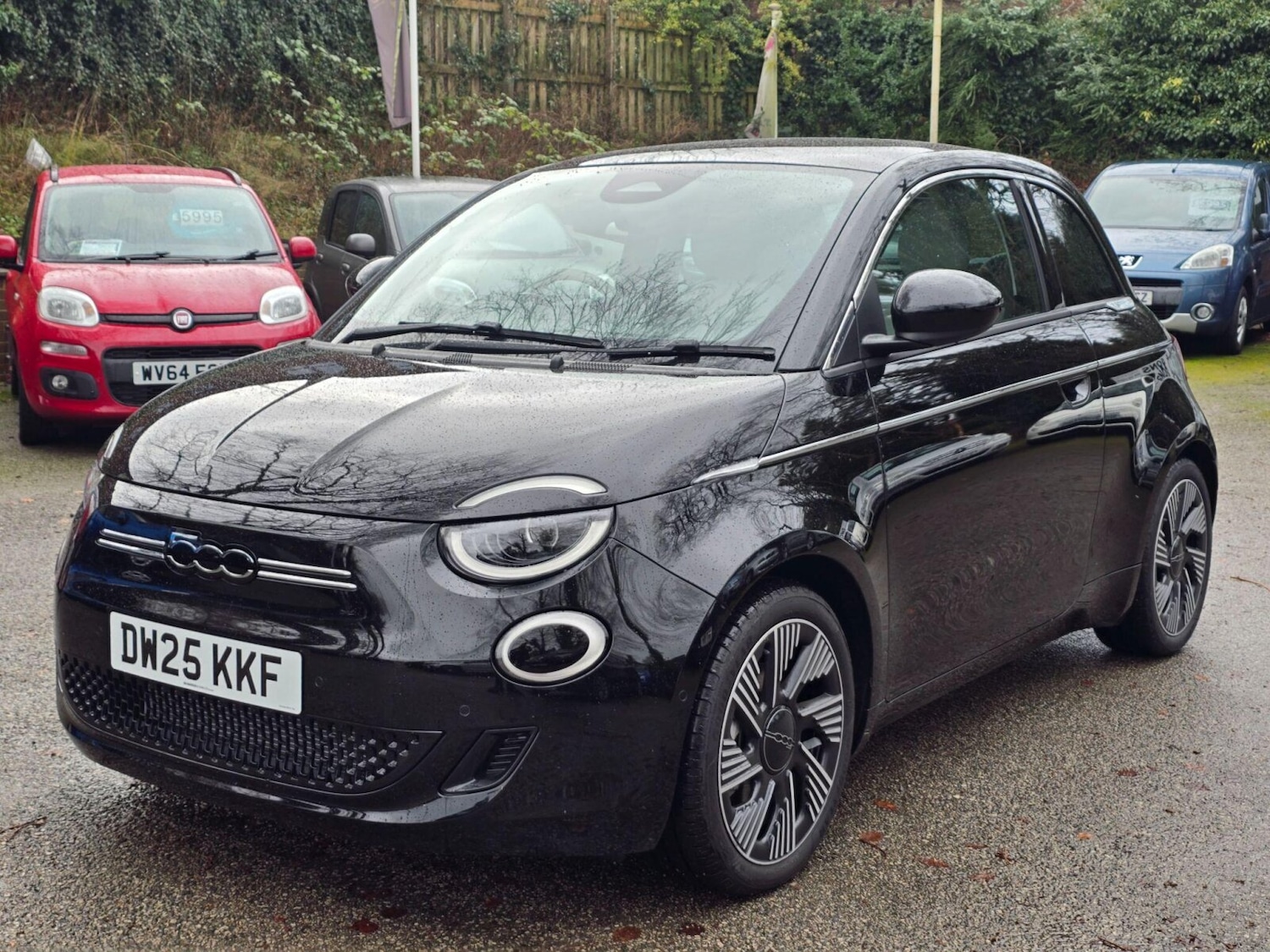 Used Fiat 500e 2025 for sale - 77165517: Photo 4