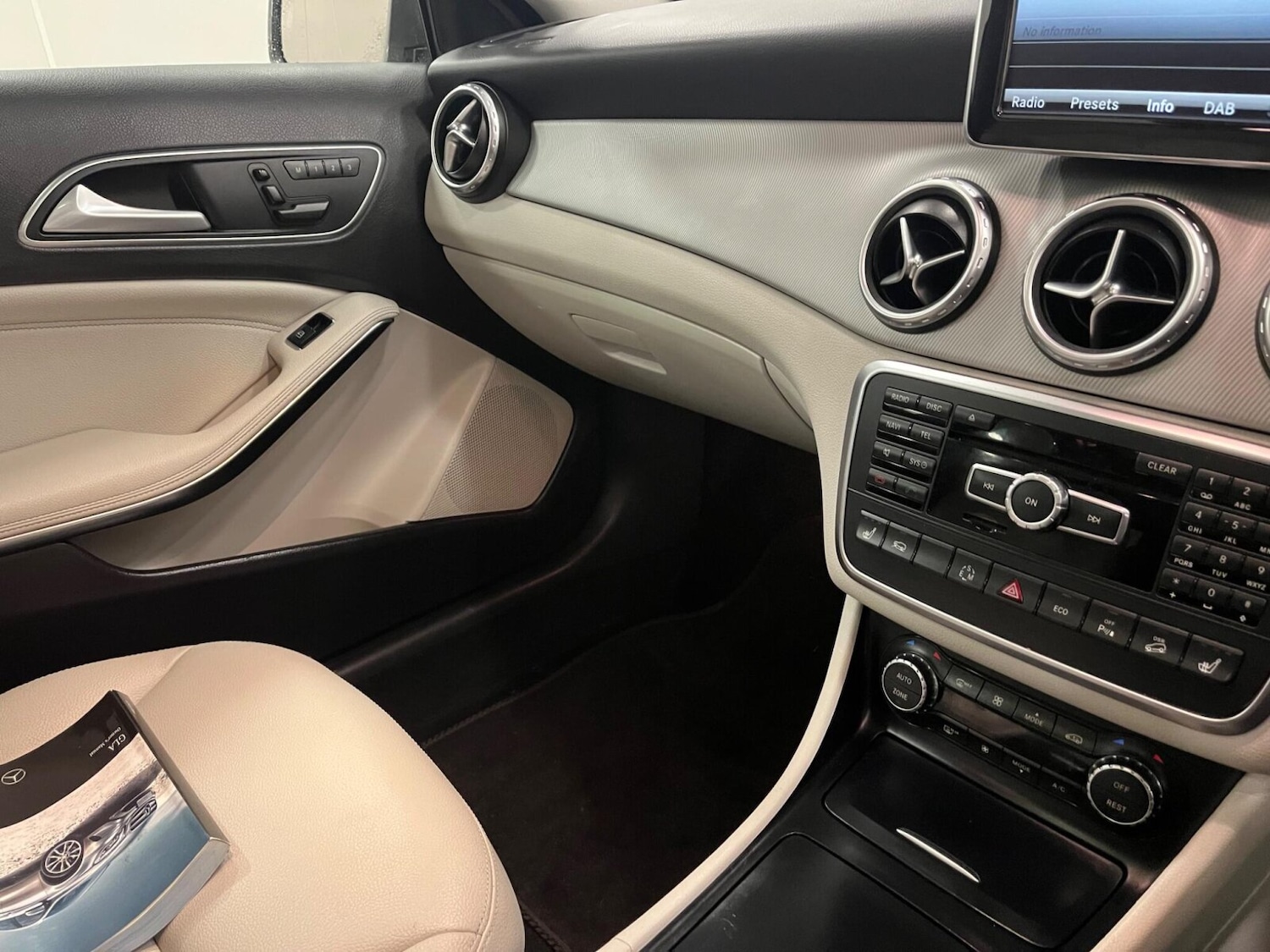 Used Mercedes-Benz GLA 2014 for sale - 77353708: Photo 13