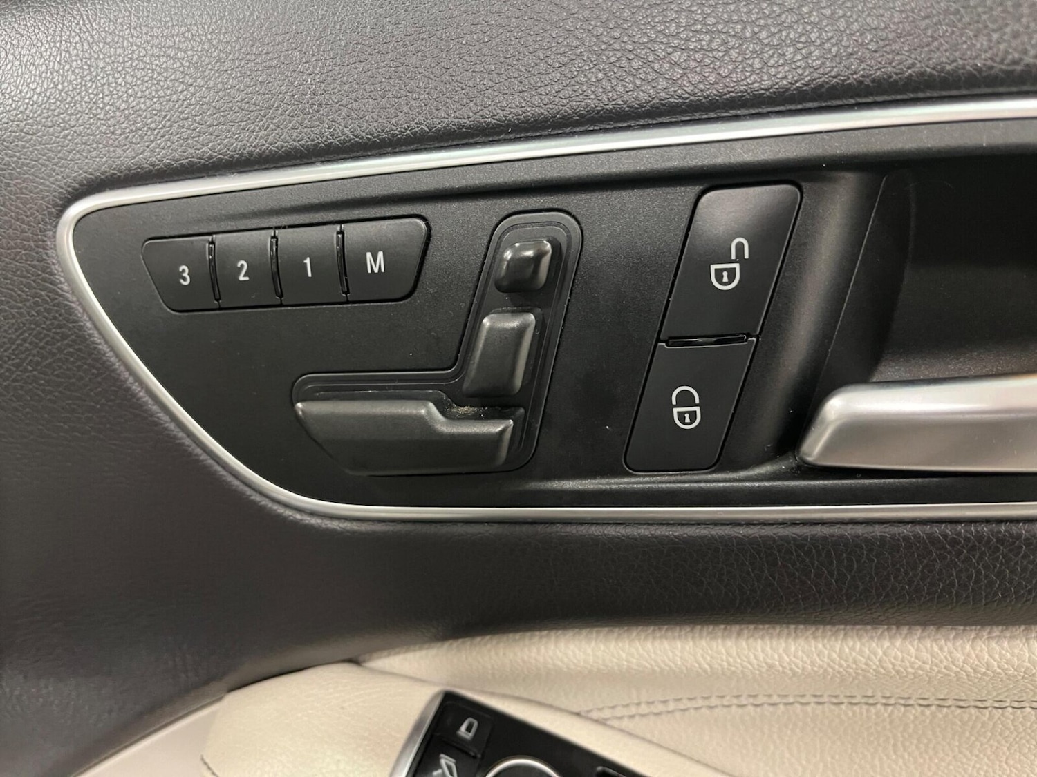 Used Mercedes-Benz GLA 2014 for sale - 77353708: Photo 21