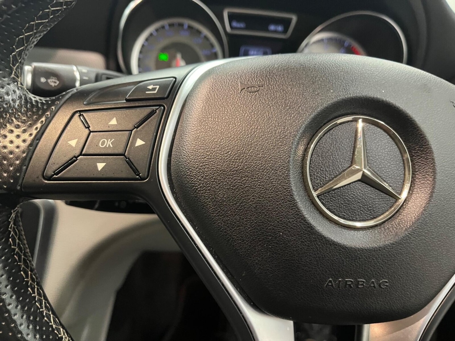 Used Mercedes-Benz GLA 2014 for sale - 77353708: Photo 24