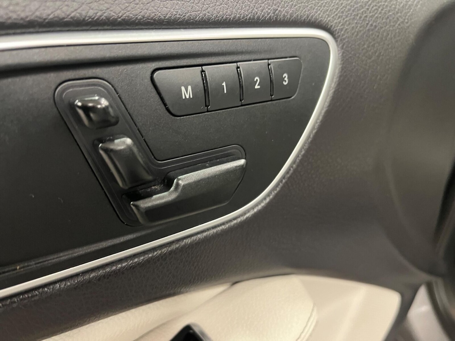 Used Mercedes-Benz GLA 2014 for sale - 77353708: Photo 26