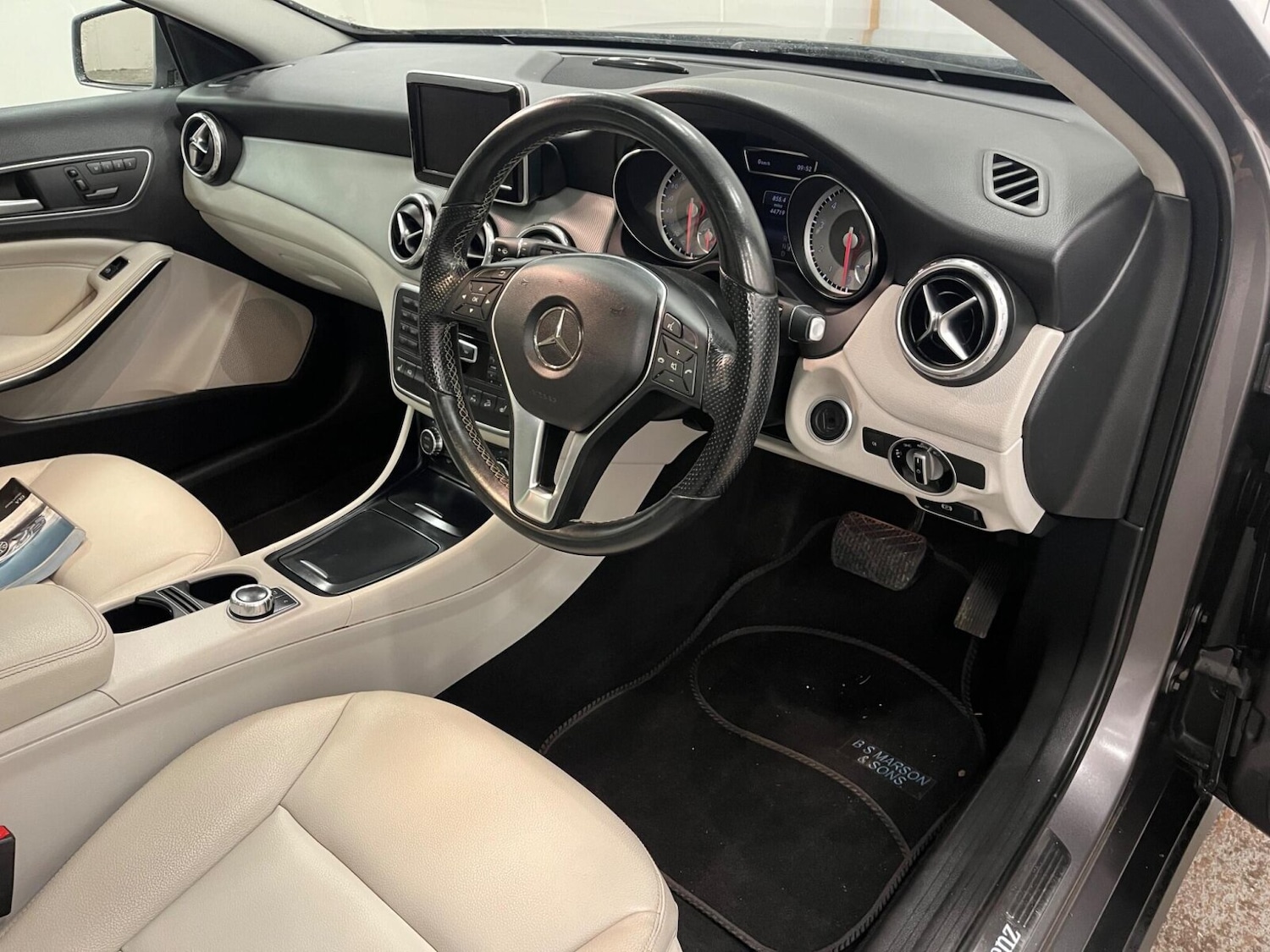 Used Mercedes-Benz GLA 2014 for sale - 77353708: Photo 42