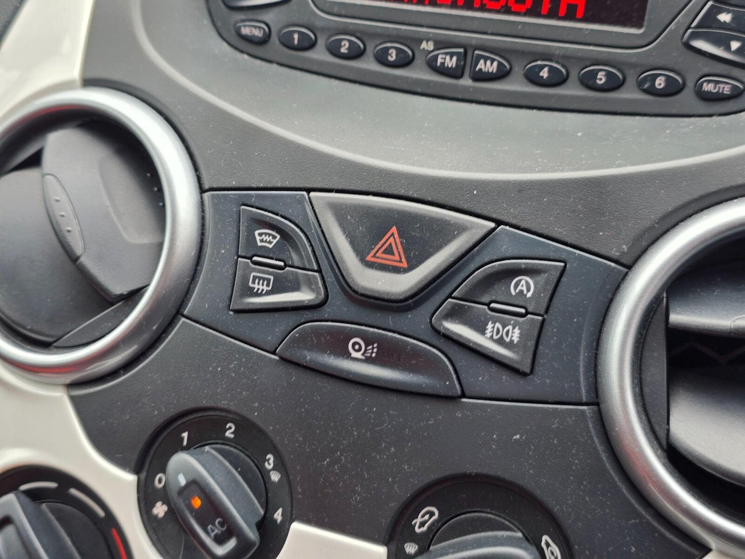 Used Ford Ka 2015 for sale - 78133636: Photo 11