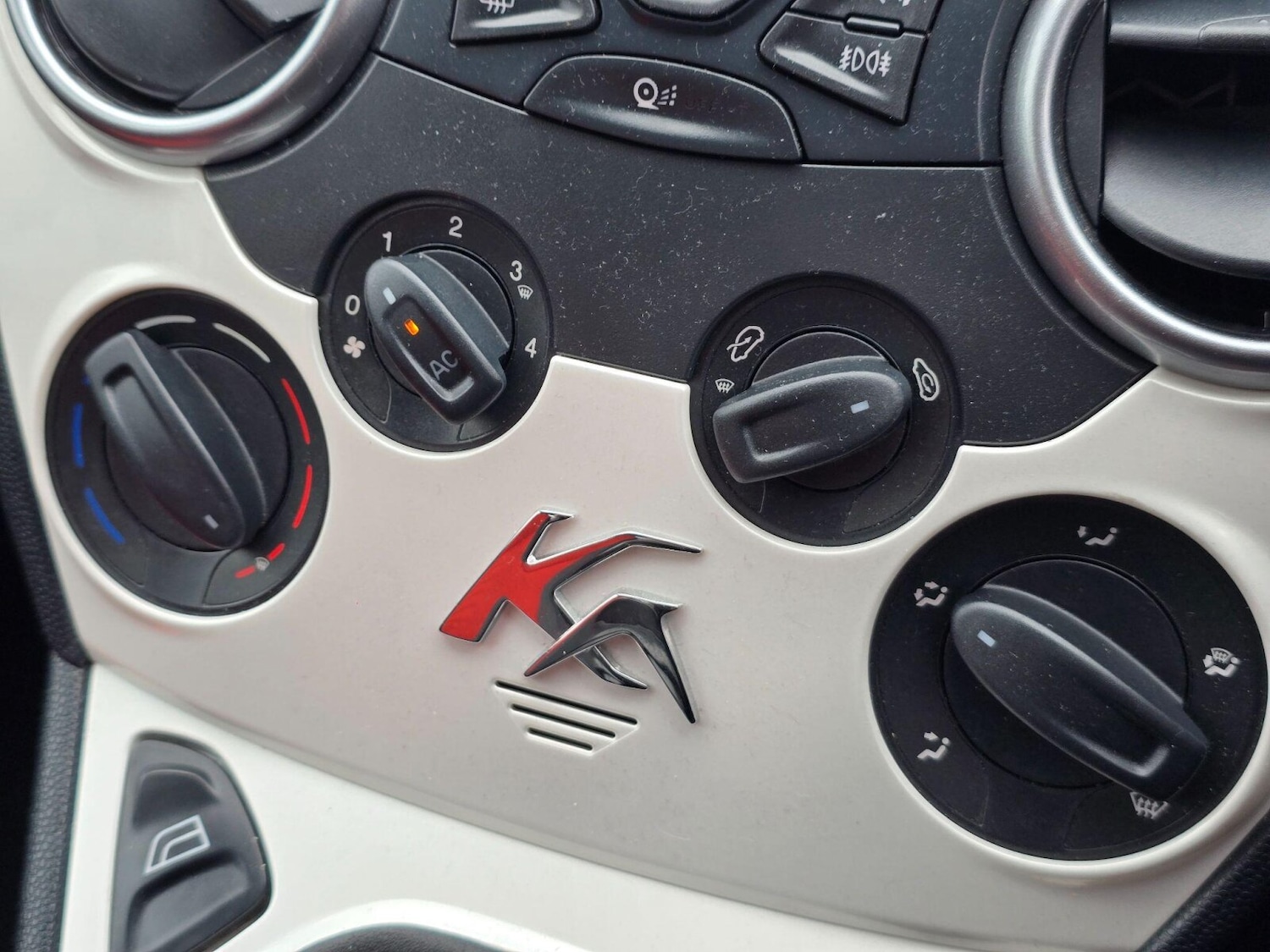 Used Ford Ka 2015 for sale - 78133636: Photo 21